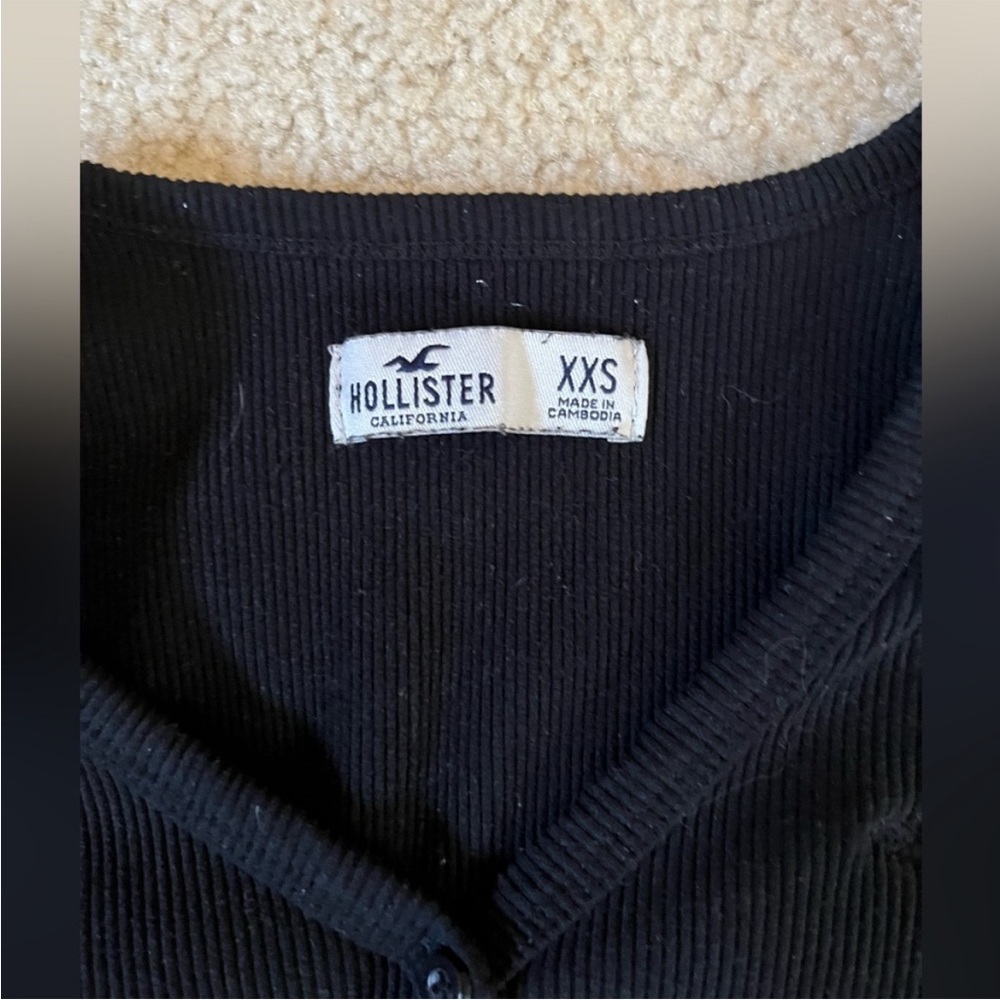 Women’s Hollister black long sleeve shirt size XXS